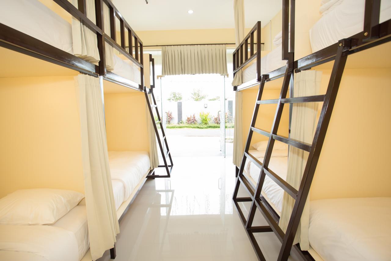 V Canggu Dormitory エクステリア 写真