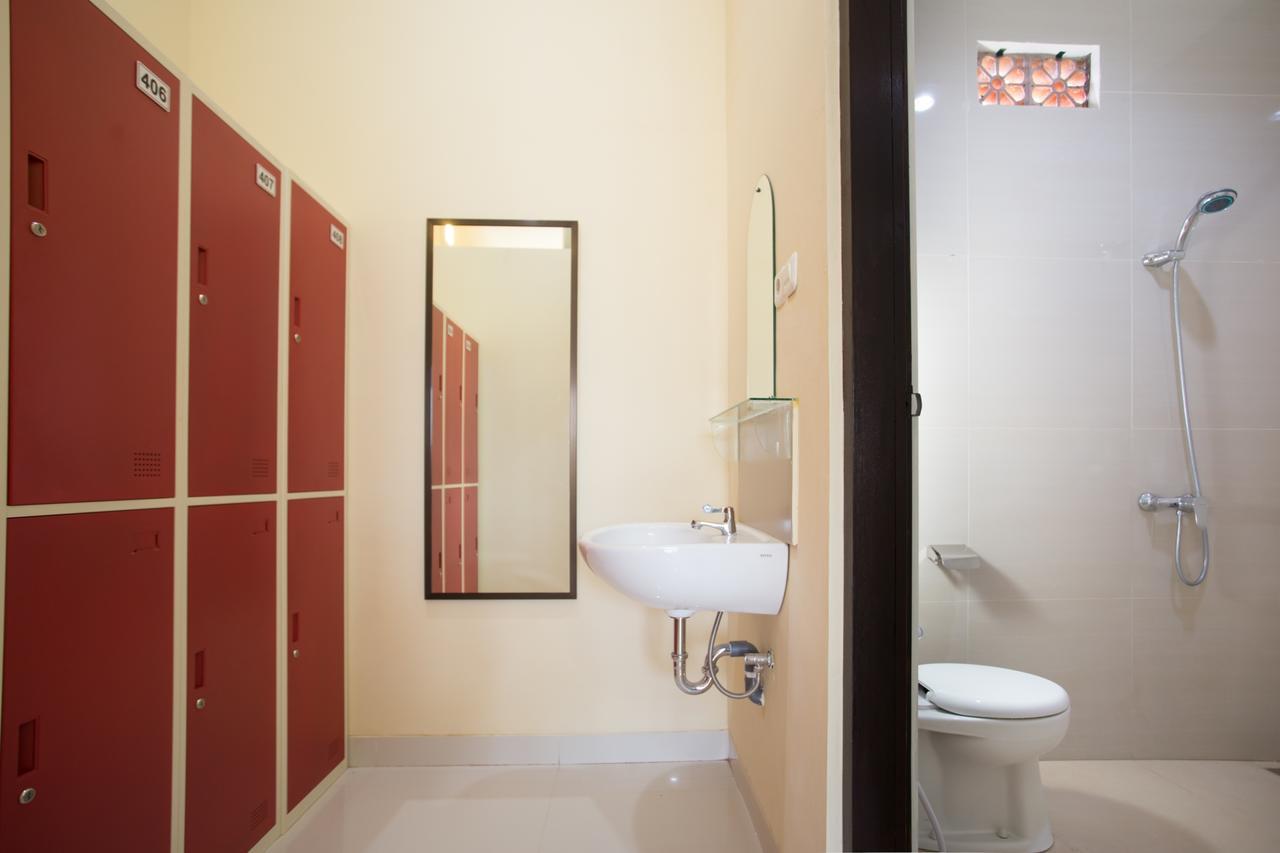 V Canggu Dormitory エクステリア 写真