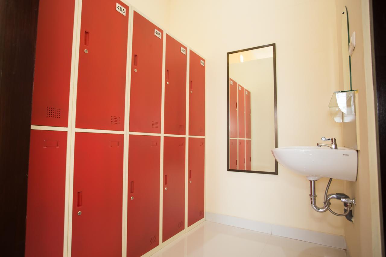 V Canggu Dormitory エクステリア 写真